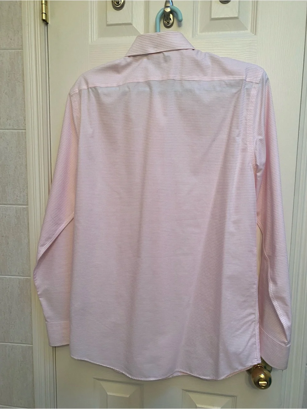 Banana Republic Men's Grant Fit Pink Striped Button Down Shirt Medium